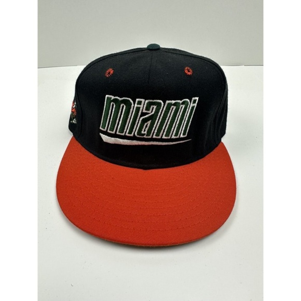 Vintage 90's Miami Hurricanes Collegiate Black Cap Snapback‎ Hat Proline